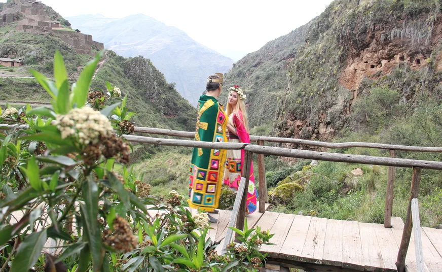 Andean wedding in Cusco with traditional Inka spiritual rituals